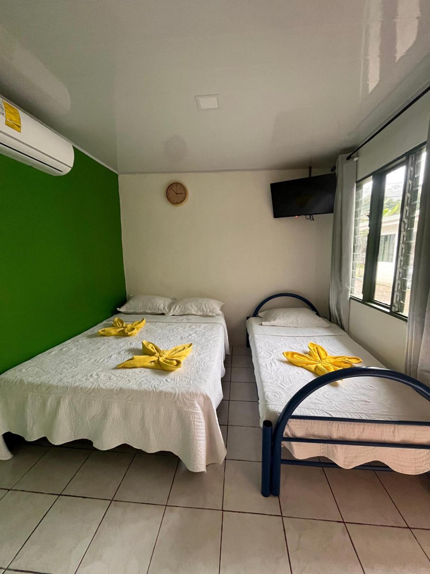 Cabinas Golfito Kültér fotó