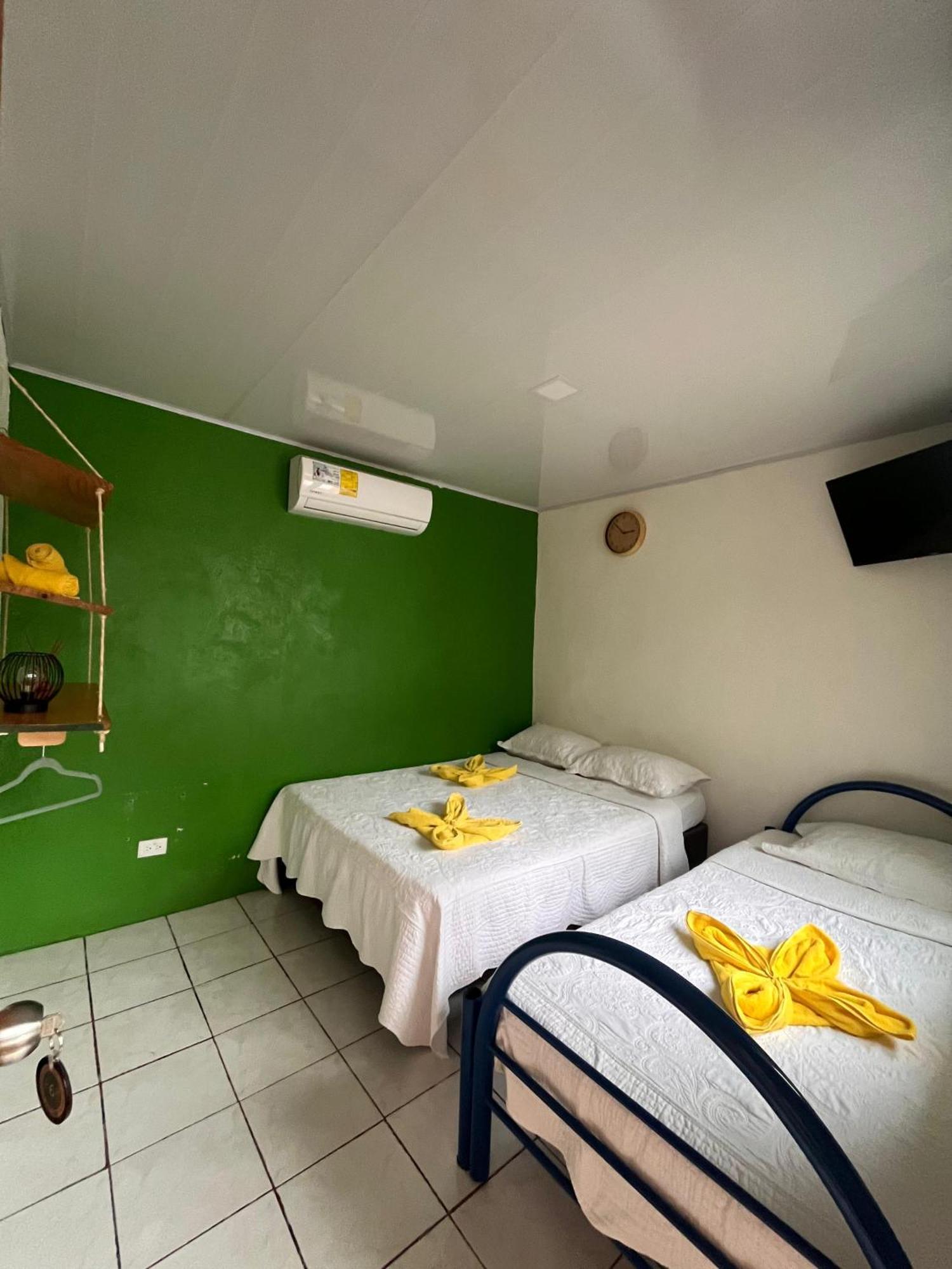 Cabinas Golfito Kültér fotó